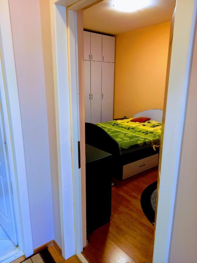 Stan Na Dan J & M Apartman Versec Kültér fotó